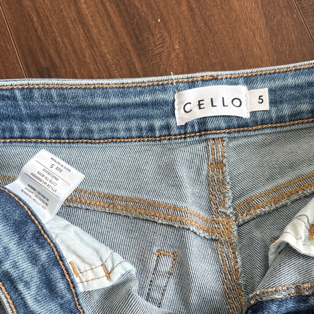 Cello Light Wide Leg Jeans - Picture 2 of 4